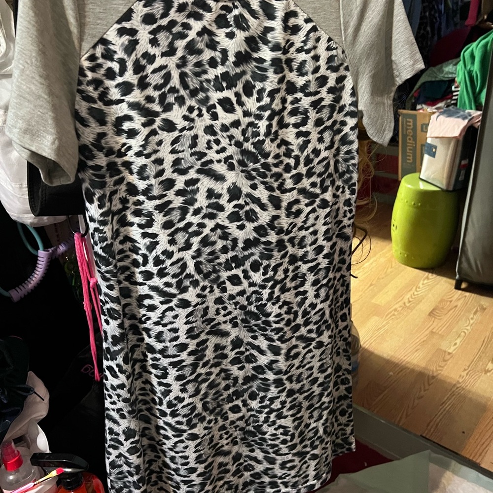 Leopard Print woman’s dress prop-18. length 34